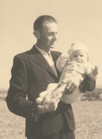 Kmotr Josef Kovář z Kostníků a Jan, 1959