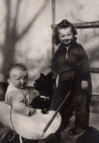 Vendulka Jozífová, dětství