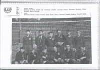 Boris Perušič (zcela vpravo nahoře) v týmu Slavie VŠ Praha v roce 1959. kdy mužstvo vyhrálo titul mistra republiky
