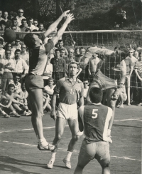 Boris Perušič blocking (on the left jumping) in the photo by Jaroslav Sklála 