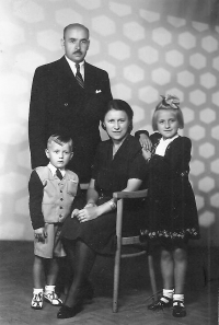 Rodina Mergerových, cca 1944