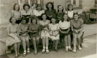 Libuše Šubrtová (bottom row, far right) and her classmates from the secondary school. Kolín, 1942