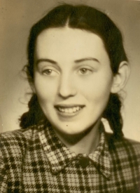 Libuše Šubrtová. 1945