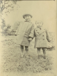 Libuše and her brother Luděk in Nová Ves. Around 1932