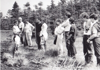Jana Singerová, third from left, with a group of KNV workers on vacation in the Harz, GDR around 1987