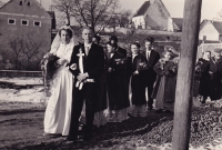Novomanželé Tesařovi, 1959