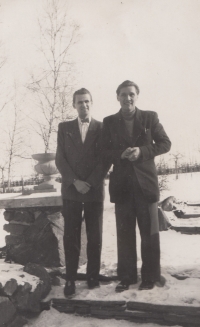 Ladislav Řezníček starší (vpravo) s bratrem své ženy