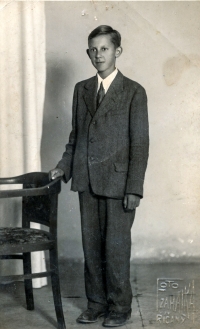 Brother Josef, 1932
