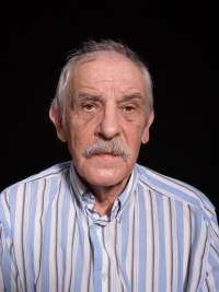 Zdzisław Bykowski při natáčení pro Paměť národa v Lubáni v červnu 2021