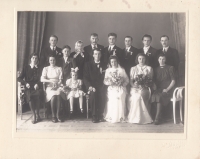 Svatební fotografie Ludmily a Oldřicha Vlčkových, květen 1945