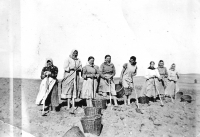 Women in the fields / Kobeřice / the 30s
