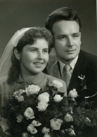Bohumila and Milan Šmolíks’ wedding photo, 1954