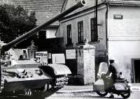 Blovice v srpnu 1968 objektivem Milana Navrátila