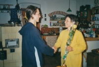 Alena Vondrášková se synem Štěpánem, 2002