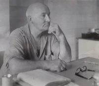 Otec Marie Hromádkové, František Novotný, Kunčice asi 1951