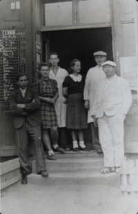 On the photo, the witnesses mother Jarmila (second from the left) in a shop in Slavošovce.