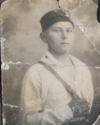 Tibor Medvecký in childhood as Sokol