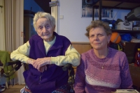 Božena Jůvová s kamarádkou Marií Černohorskou, 2021