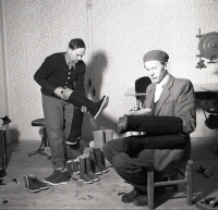 production of cloth slippers in the Rajčanka folk cooperative
