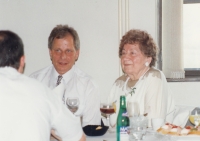 The witness with his mother in 1982