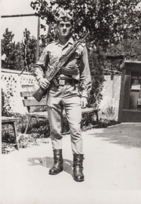 V době vojenské služby, r. 1979