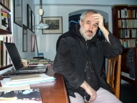 Přemysl Rut ve své pracovně v Lipnici nad Sázavou kolem roku 2005