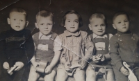 Siblings Anna and Jan Heráks who grew up in the children’s shelter in Bruntál (Anna is centre, Jan is to her right), latter 1940s