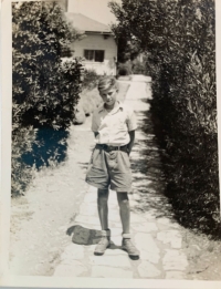 14-ročný Arie v kibuci v Izraeli