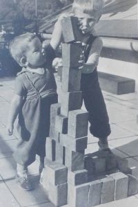 Lubor Herzán v dětství, Třebíč, 1954