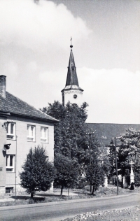 Budova MNV a kostel, 1965