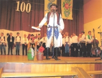 Jako starosta Slováckého krúžku v Brně při oslavách 100. výročí založení krúžku v sále brněnského Stadionu, 2008