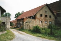 Statek v Lozicích č. 31, stav po restituci, 1994