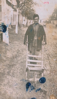 Dědeček ze Skoronic v roce 1930