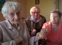 Božena Jůvová s manželi Černohorskými, 2021