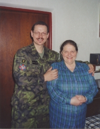 Kaplan Miloslav Kloubek s maminkou
