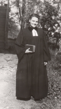 Vicar Eva Šašecí, ca. 1956