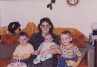 Manželka Miloslava Kloubka s dětmi