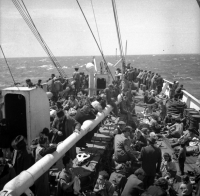 Na lodi Galila na plavbe do Izraela, r. 1949
