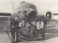 Na vojně, první zprava, 1963-1965