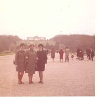 Dana and her mother in Vienna.

