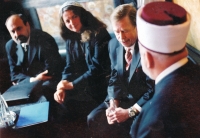 Jana Šilerová with Václav Havel and Tomáš Halík / Forum 2000