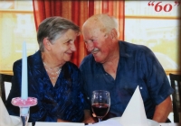 Manželé Pardubovi při oslavě šedesátiletého výročí svatby