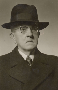 Strýc Jan Trávníček po návratu z komunistického vězení Leopoldov, 1965