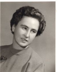 Olga Adamkova, 1950s