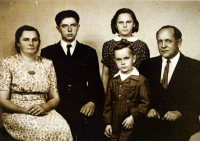 Rodina Růžičkových krátce před otcovým zatčením