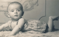 Pamětník jako dítko, 1946