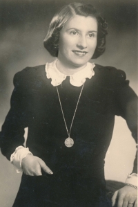 Matka Eliška Benešová, rozená Spěváčková, 1941