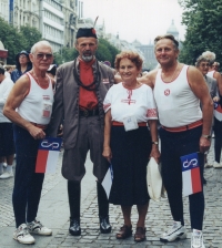 Všesokolský slet v Praze, Milan Štryncl druhý zleva, 2000