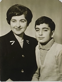 S matkou Věrou před odjezdem do Spojených států, 1969