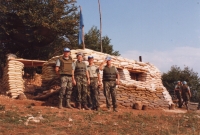 Fotky z mise UNPROFOR v Jugoslávii, 1993-1994. Josef Falář první zleva